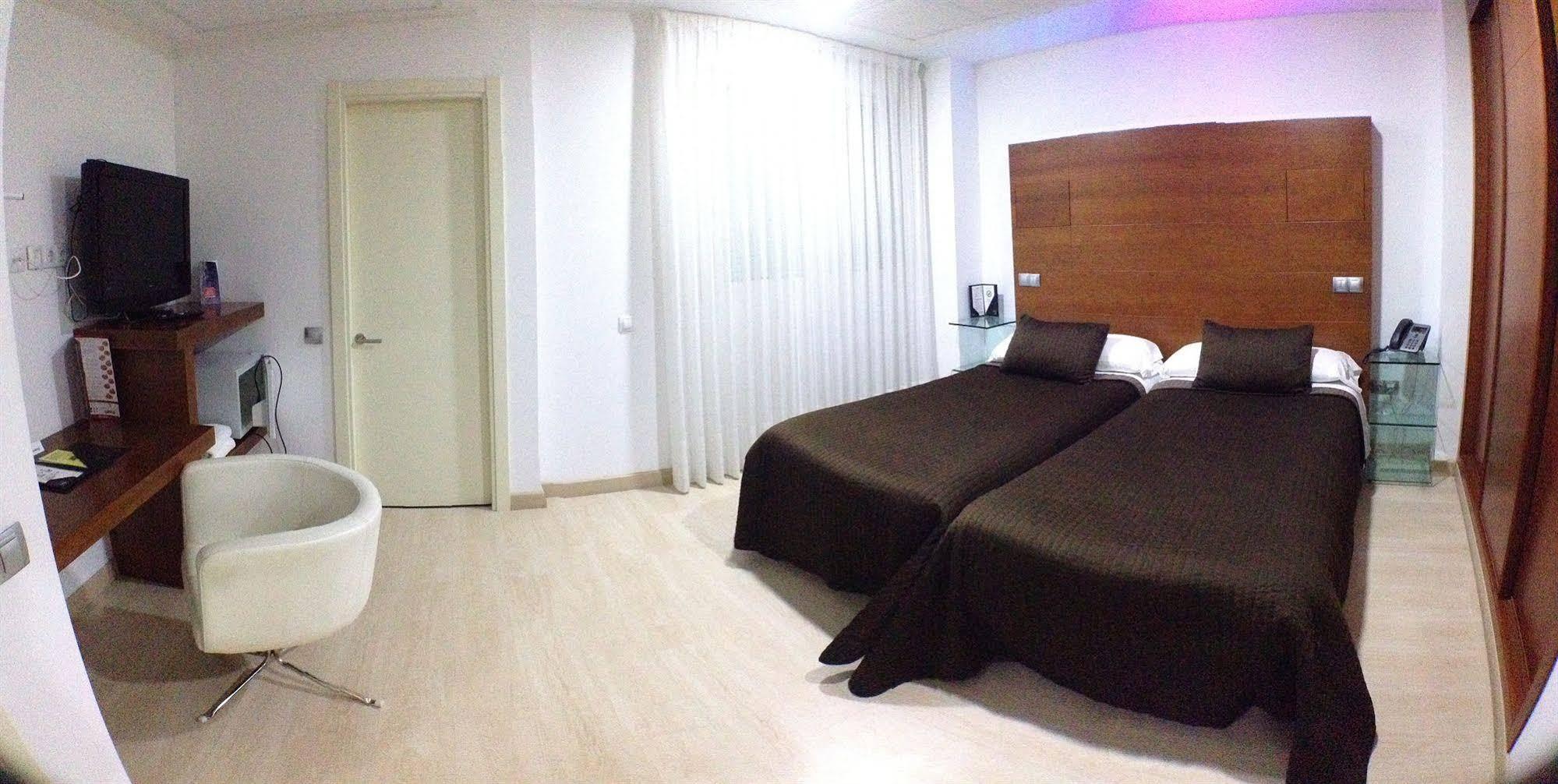 Nap Oviedo Hotel Ngoại thất bức ảnh